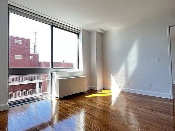 4th image of 225 Schermerhorn St #1