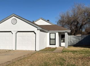 6715 Cuculu Dr, Fort Worth, TX