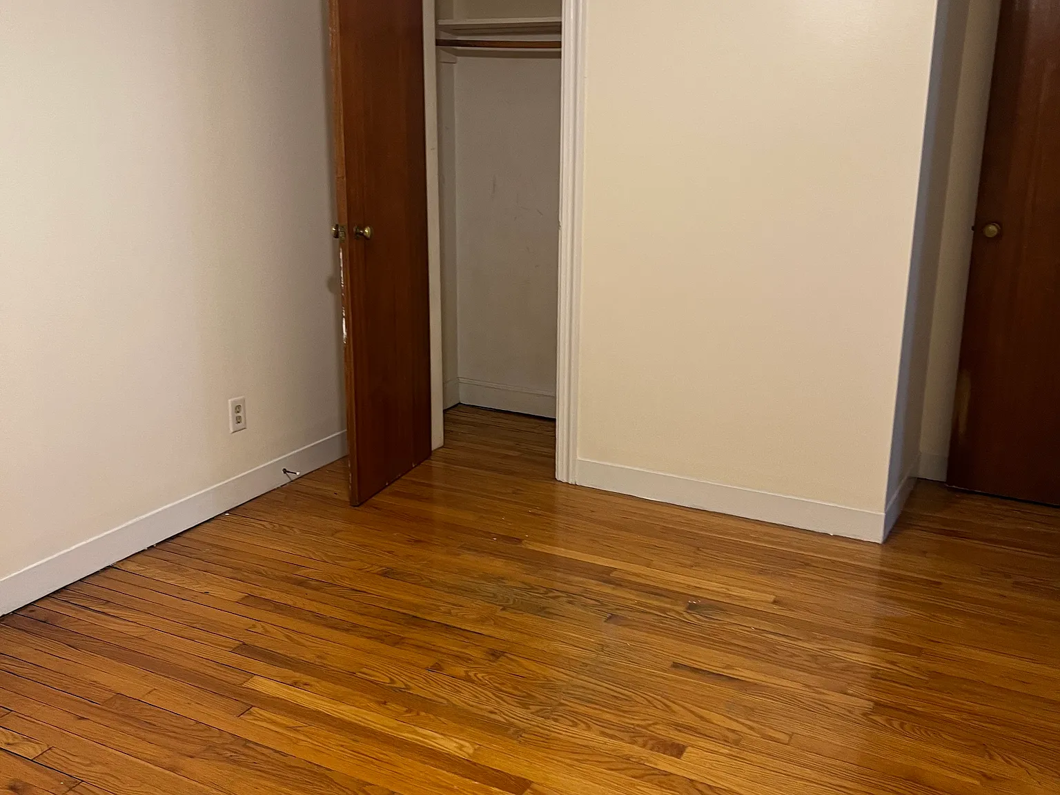 2 bed, 912 sqft, $1,950 — Photo 3