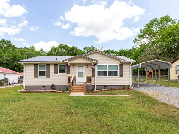 707 Bain Ave, Weaver, AL 36277