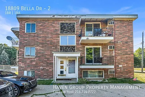 18809 Bella Dr #2 Photo 1