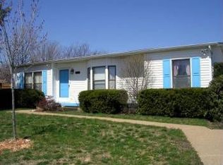 4679 Chinkapin Ln, High Ridge, MO 63049