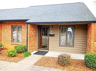 303 Pinkney St APT 4, Shelby, NC 28150
