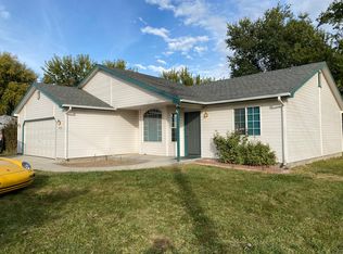 2908 N Middleton Rd, Nampa, ID 83651