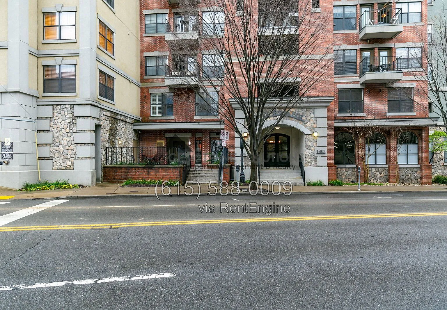 2 bed, 2.0 bath, 1279 sqft, $1,899 — Photo 2