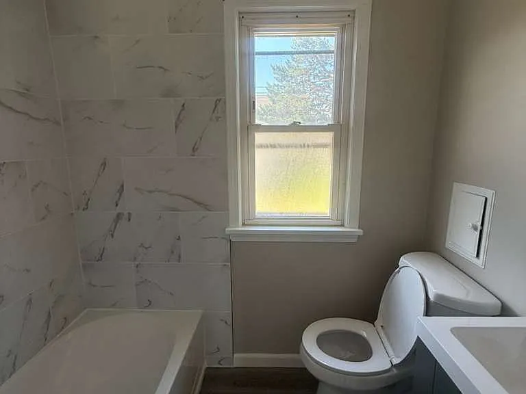 6701 Pelham Dr — Photo 10