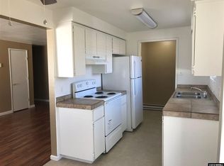 3308 Woodside Dr APT 9, Carson City, NV