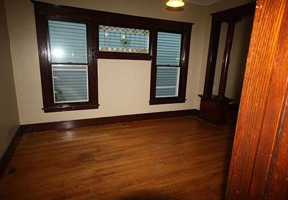 Leaded glass windows