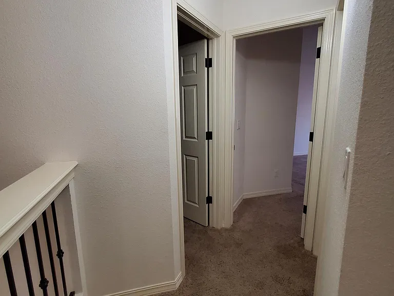 14604 Christian Castle Ave — Photo 19