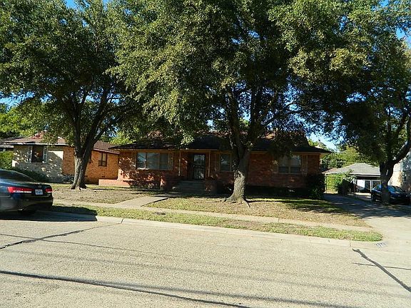 3rd image of 939 Oak Park Dr