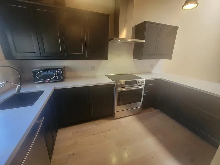 186 Central Ave — Photo 12