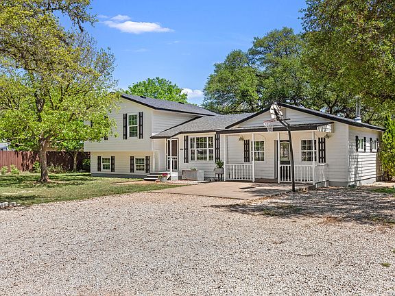 4th image of 904 COUNTRY RD