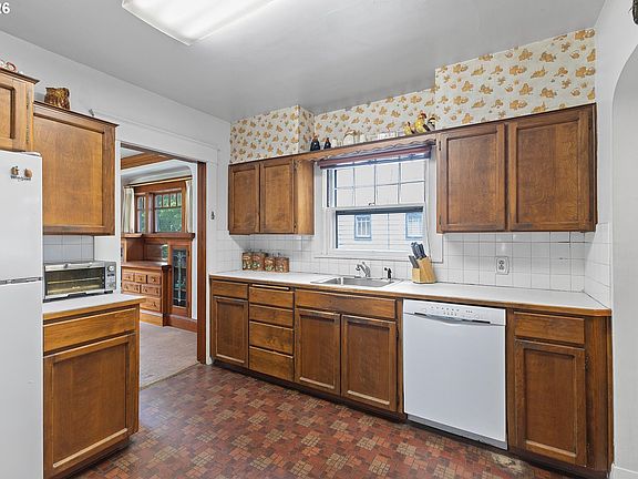 5th image of 4064 N Massachusetts Ave