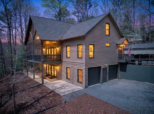 1858 Newport Dr, Ellijay, GA