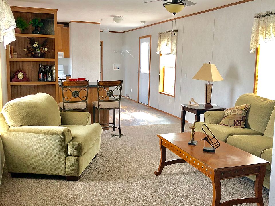 2nd image of 55 Carling Cir