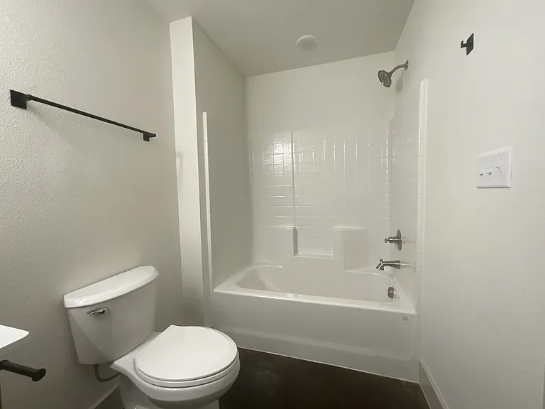 543 Bradburn Rd #100 — Photo 14