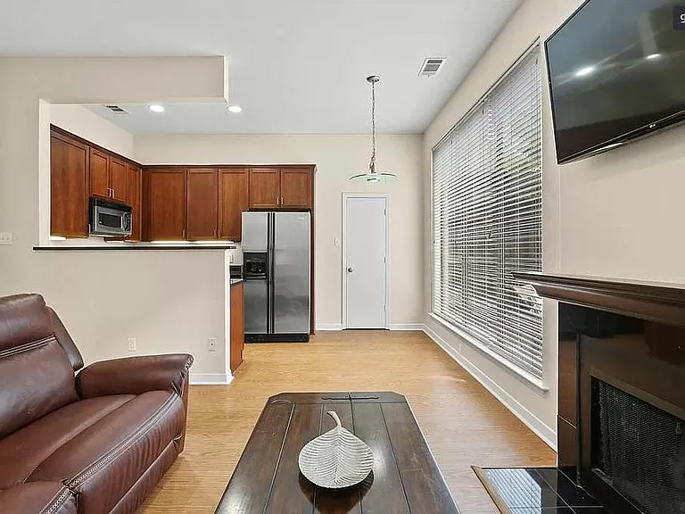4031 Holland Ave #A — Photo 9