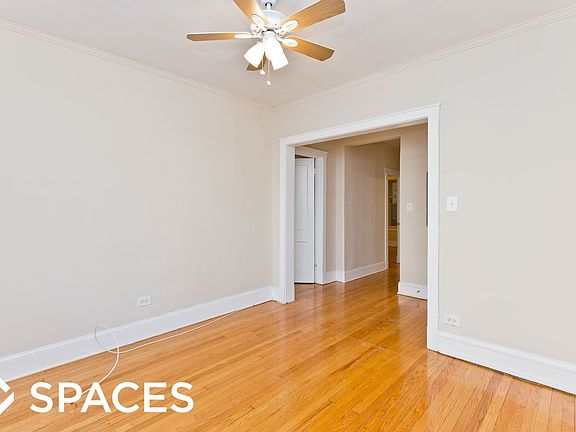 5th image of 1607 W Berteau Ave #Unt3