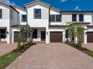 176 SW 185th Way, Pembroke Pines, FL 33029