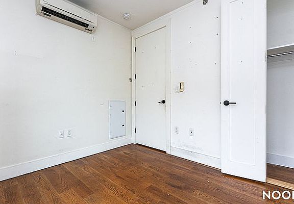 4th image of 1054 Bushwick Ave APT 4G
