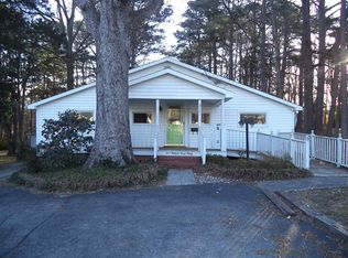 617 Windsor St, South Hill, VA 23970