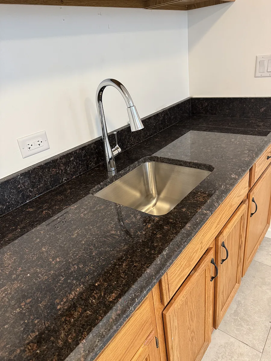 Building Photo - 443 Jefferson Ave #4