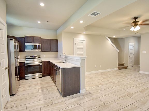 3rd image of 8427 Verona Way #104