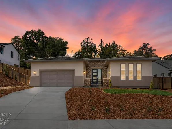 446 Canyon Creek Dr, Auburn, CA 95603