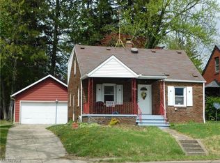 307 E Robinson Ave, Barberton, OH 44203