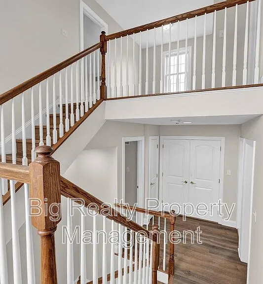 364 Prospect St — Photo 50