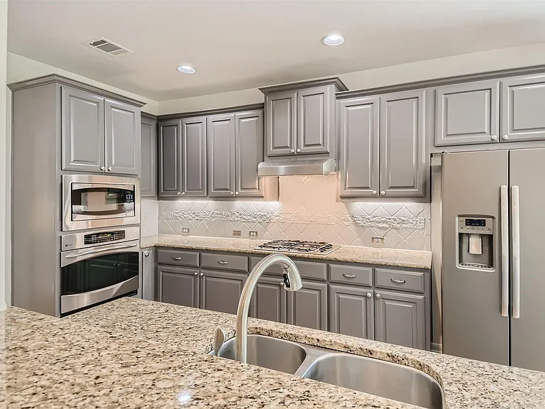 12609 Calistoga Way — Photo 14