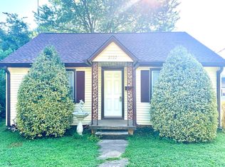 2722 Lindsey Dr, Hopkinsville, KY 42240