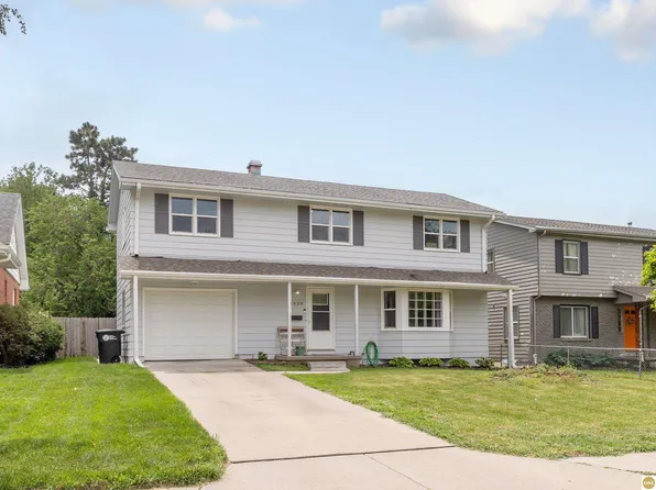 4939 Ruggles St, Omaha, NE 68104