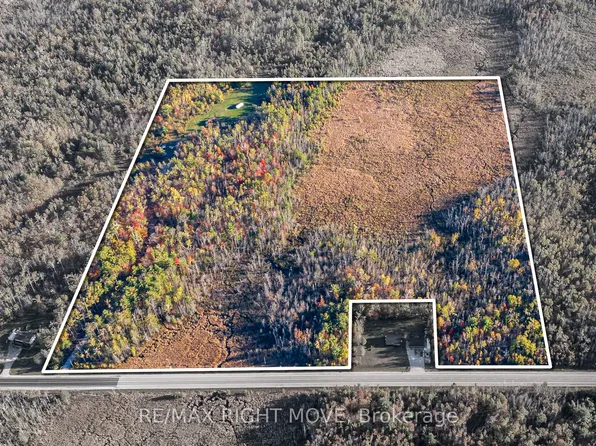 2085 Monck Rd, Ramara, ON L3V 0P6