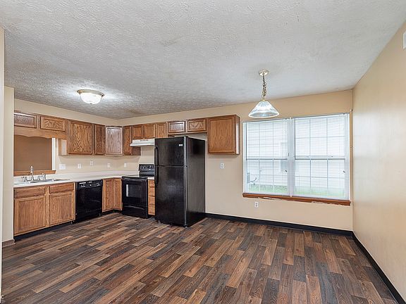 5th image of 2324 Bremhaven Ct