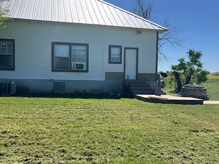 755 County Road 149 — Photo 31