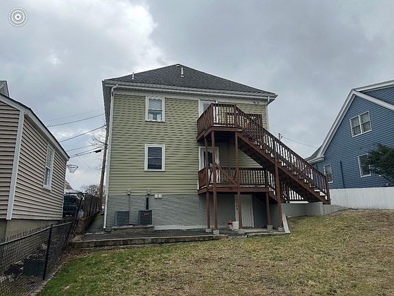 4th image of 17 Proctor St