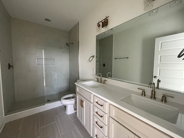 153 Bess Blvd — Photo 24