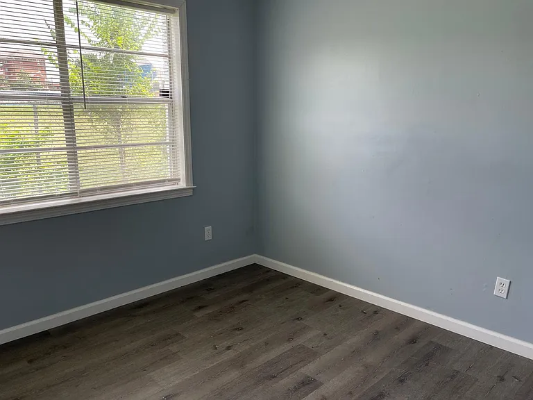 35 N Idlewild St #3 — Photo 9