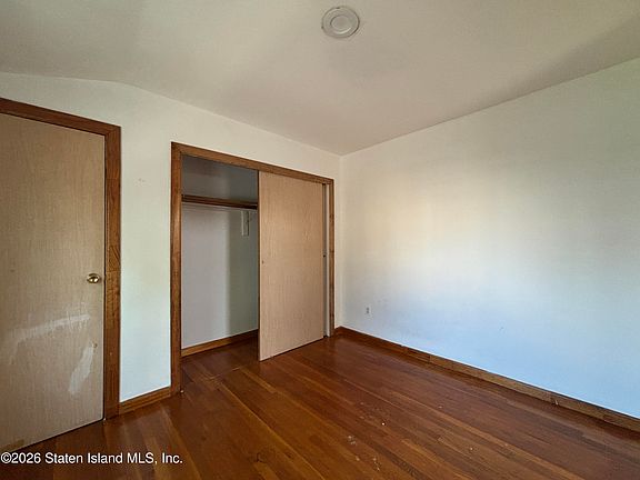 4th image of 224 Freeborn St #R