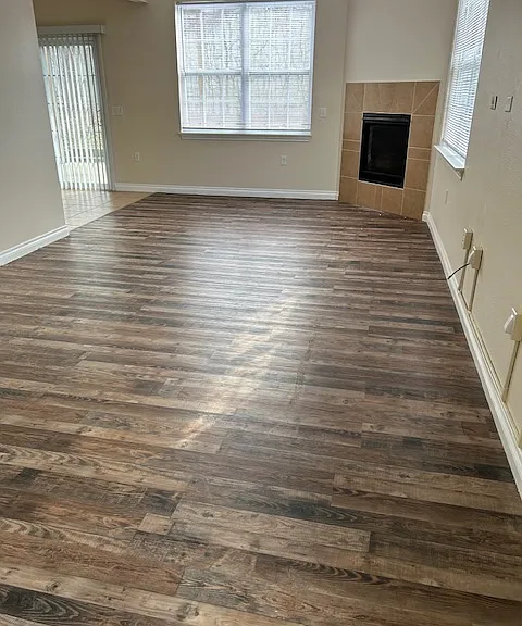 2798 Floex Dr — Photo 2