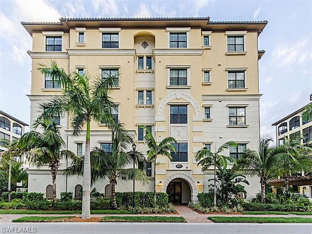 1st image of 4721 Via Del Corso Ln Unit 101