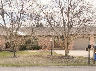 19179 Briar Dr, Bloomington, IL 61705
