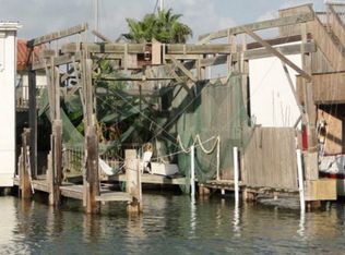 27 Windward Dr, Port Isabel, TX 78578