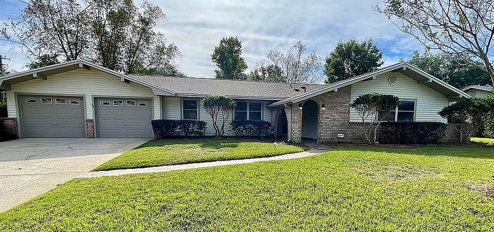1st image of 3595 Blueridge Dr
