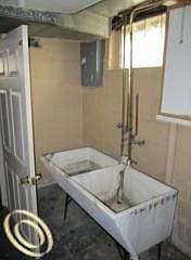 5th image of 1036 Farnham Ave
