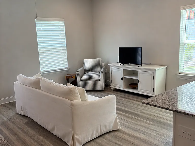 The Island Townhomes, LLC — Photo 5