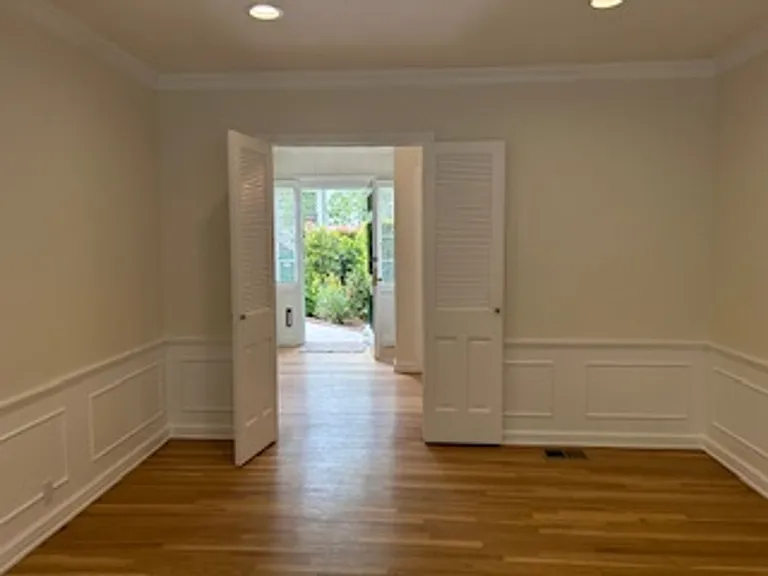 9750 Newman St — Photo 19