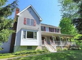 153 Old Turnpike Rd, Port Murray, NJ 07865