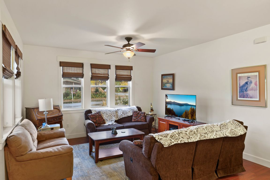 next background image